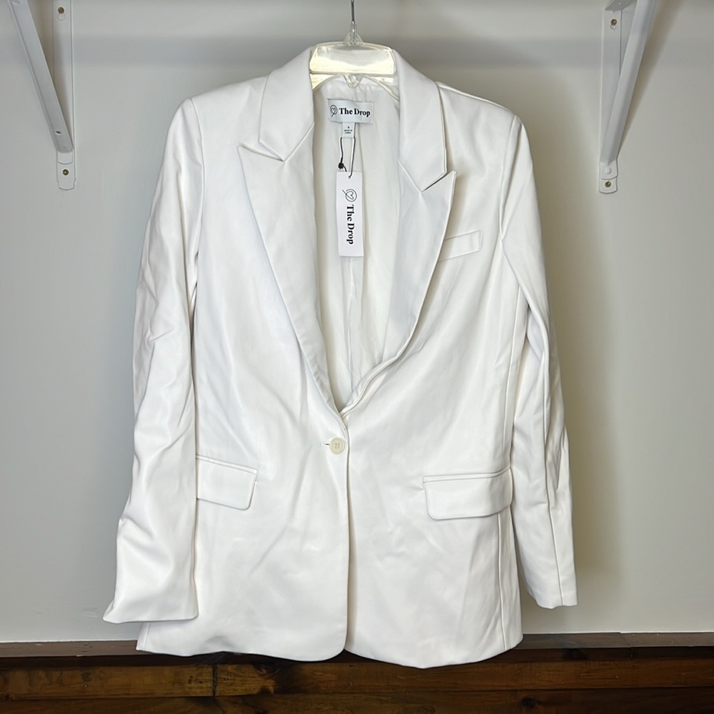 NWT Amazon The Drop Anouk Ivory Faux Leather Blazer-‎ Small